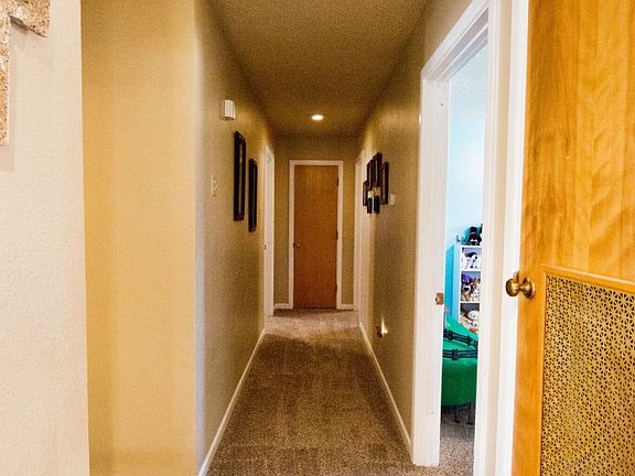 5th image of 229 Redwood Ln