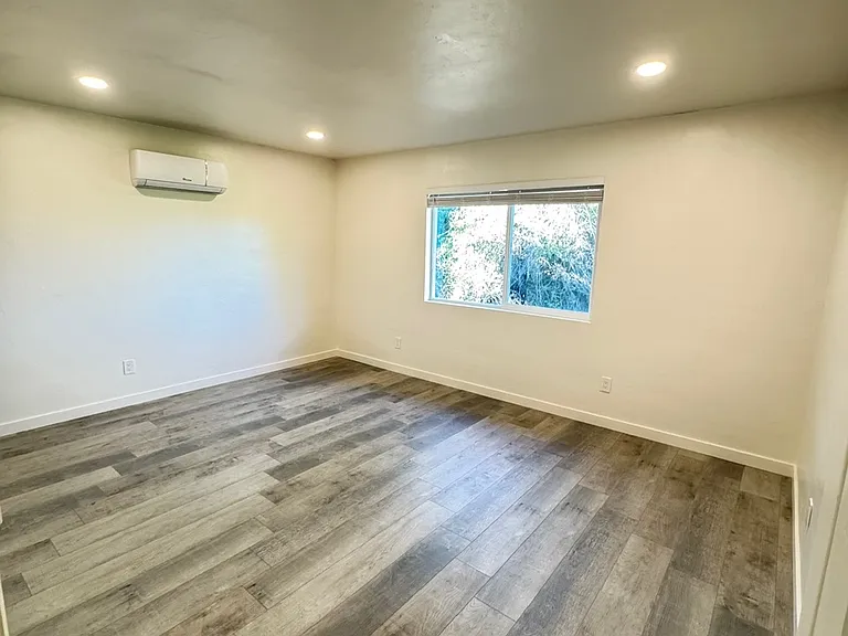 823 S Anza St — Photo 15