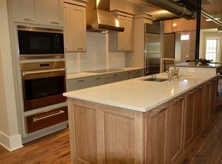 66 High St UNIT 10, Guilford, CT 06437