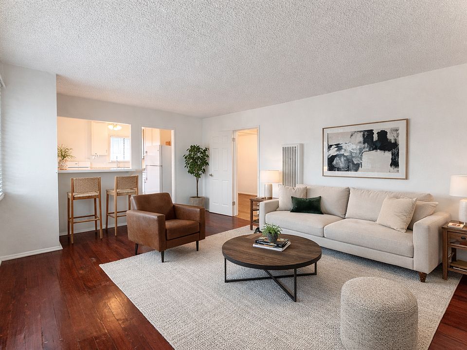 1st image of 906 N Edgewood St #2