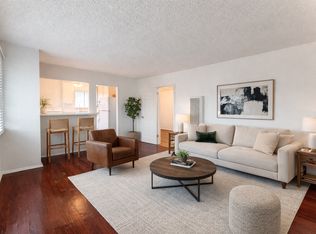906 N Edgewood St #2, Inglewood, CA 90302