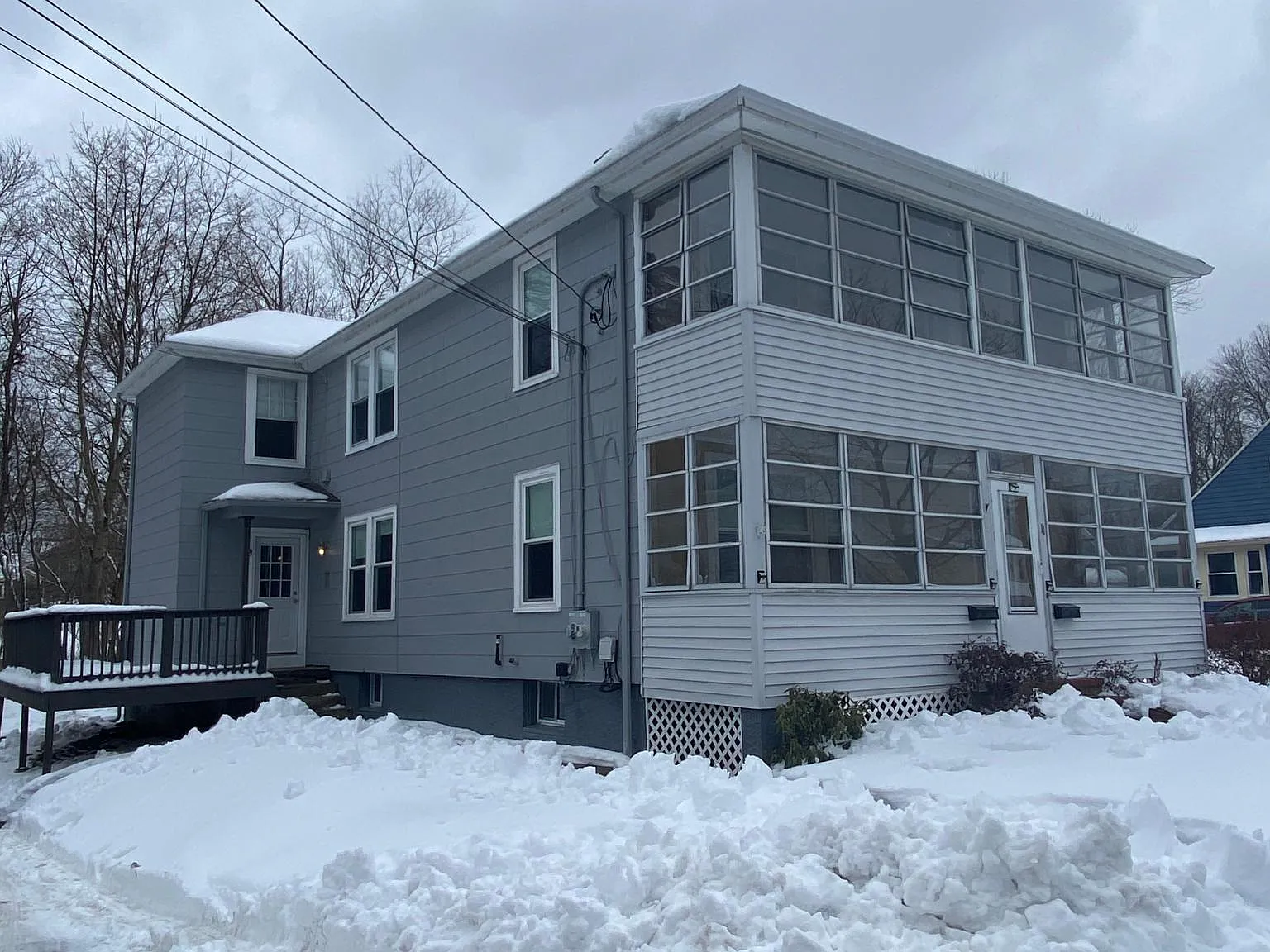3 bed, 1000 sqft, $2,800 — Photo 1