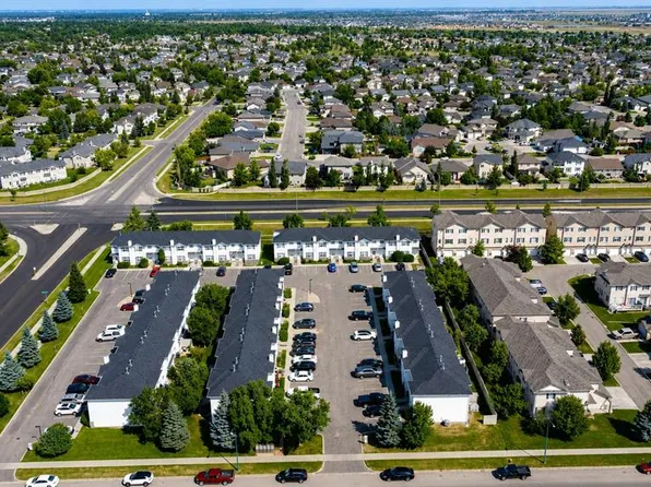UNIT 13-102 Pawlychenko LANE, Saskatoon, SK S7V 1G9