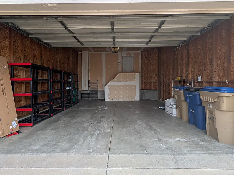 1448 N Glancey St — Photo 13