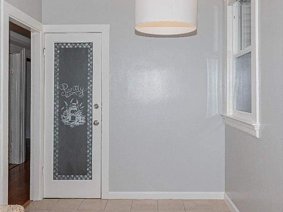 3rd image of 775 Elizabeth St #773