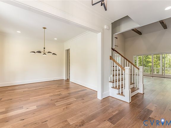 3rd image of 2707 N Otterdale Rd
