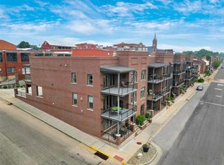 2 W Front St, Washington, MO 63090