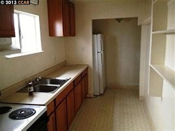 3rd image of 3020 Florida Ave