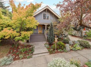 3338 SE Caruthers St, Portland, OR 97214