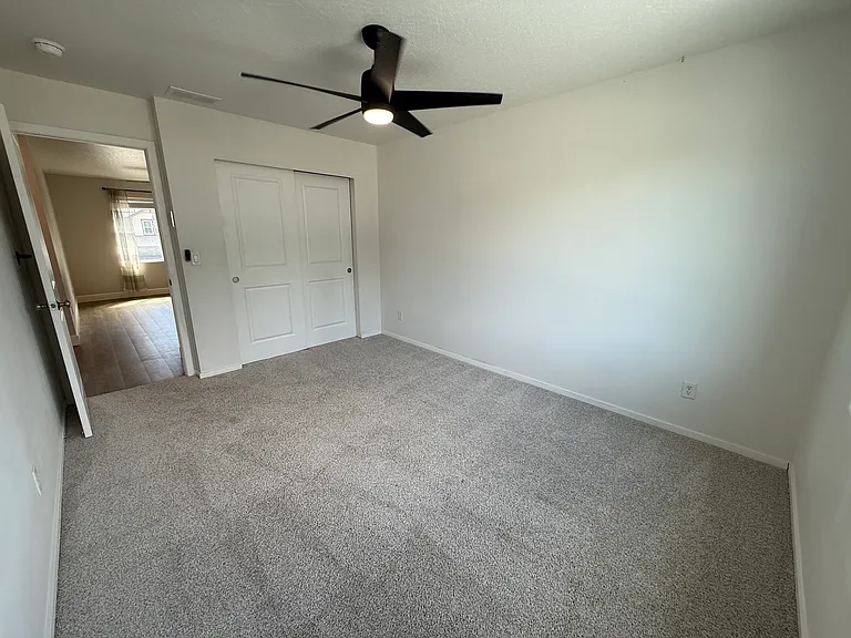 6923 N Cornwall St — Photo 11