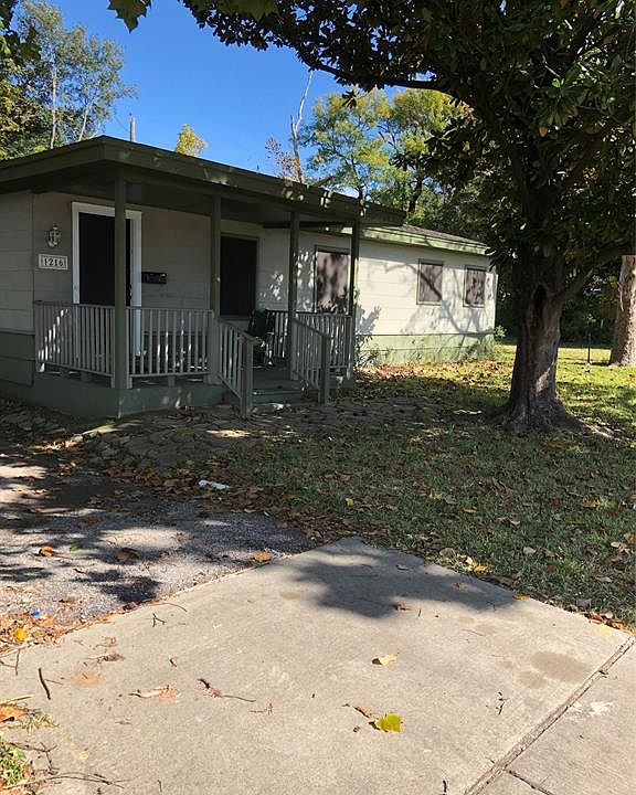 1st image of 1216 9th Ave N