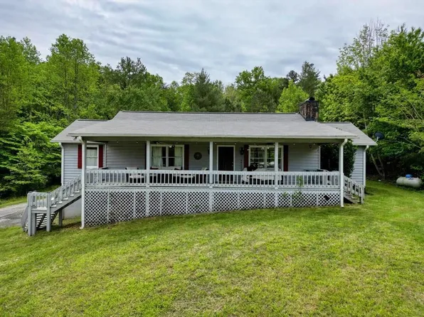 1085 W Jones Creek Rd, Blairsville, GA 30512