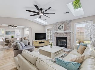 1120 Spindle Xing, Virginia Beach, VA 23455