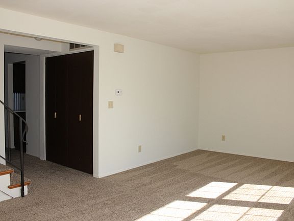 2nd image of 7556 Mount Hood St