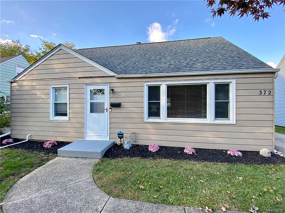 1st image of 372 Harrison Ave