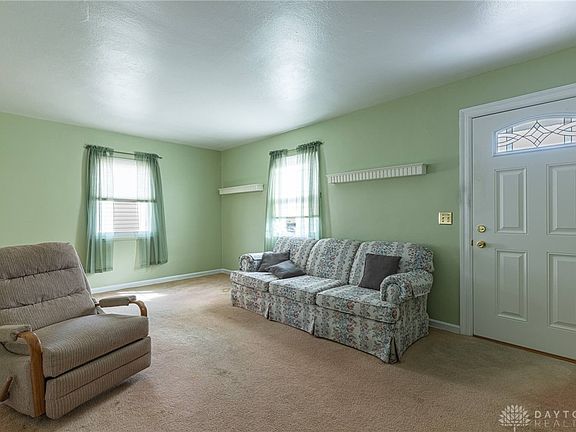 5th image of 1121 Lindsey Ave
