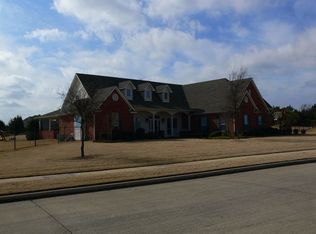 2 Wiltshire Ct, Heath, TX 75032