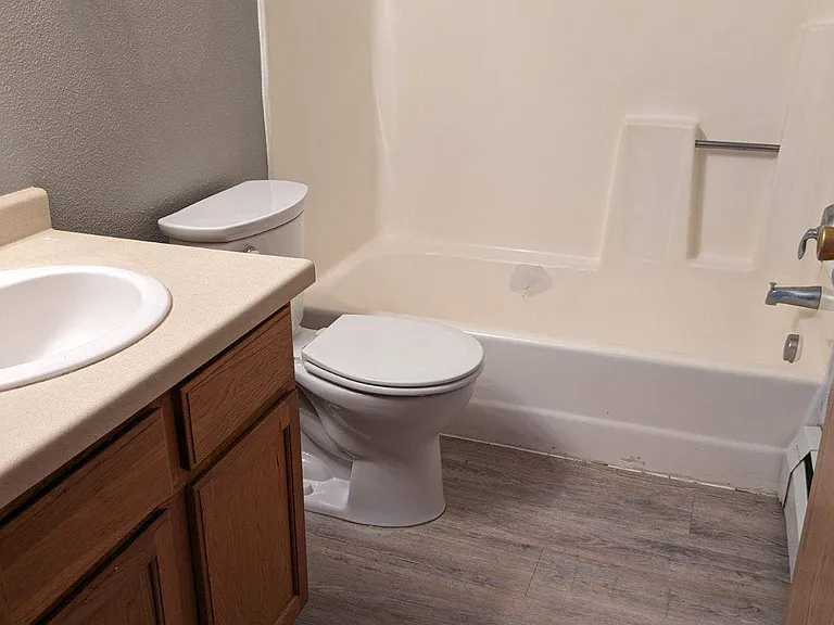 946 E Tower Ave #19 — Photo 2