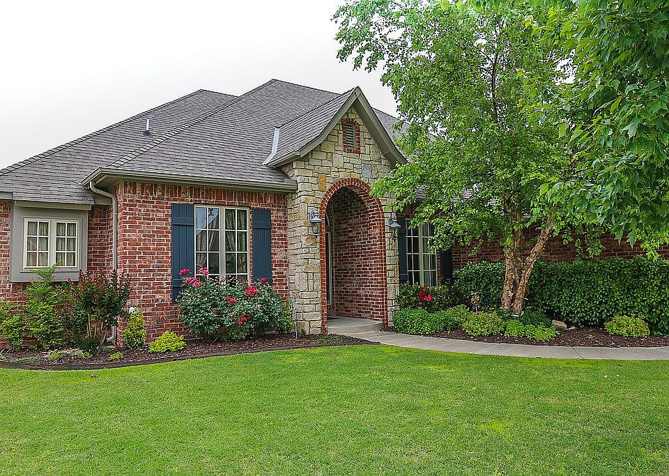 1st image of 3008 White Cedar Ct