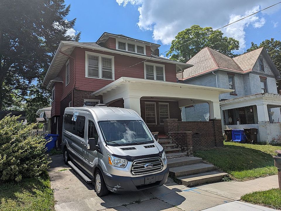 1st image of 16 College Ave