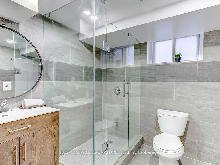 394 Kane Ave #LOWER — Photo 7