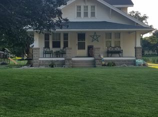 2011 Washington St, Hamburg, IA 51640
