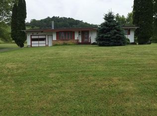 E2994 County Road B, Lone Rock, WI 53556