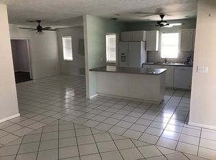 1415 37th Street Ct W, Bradenton, FL 34205
