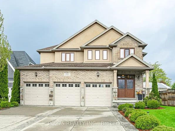 832 Normandy Dr, Woodstock, ON L4T 0E6