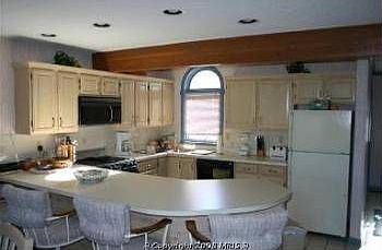 3rd image of 55 Rockville Ave