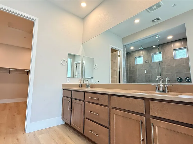5021 Sandline Ct — Photo 13
