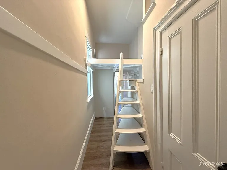 60 Mirabel Ave — Photo 12