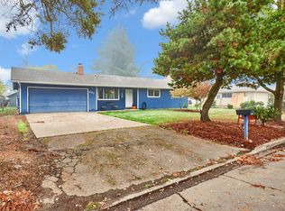 307 E 9th St, Newberg, OR 97132