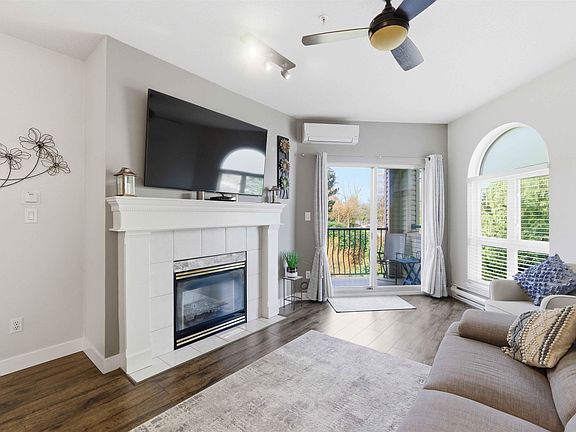 2nd image of 3172 Gladwin Rd #415
