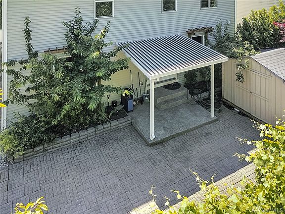 2nd image of 1439 Grant Ave