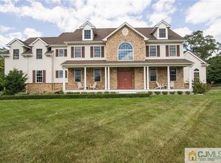 324 Sweetmans Ln, Millstone Township, NJ 08535