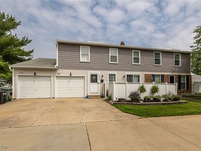 20436 Williamsburg Ct #303A, Middleburg Heights, OH, 44130