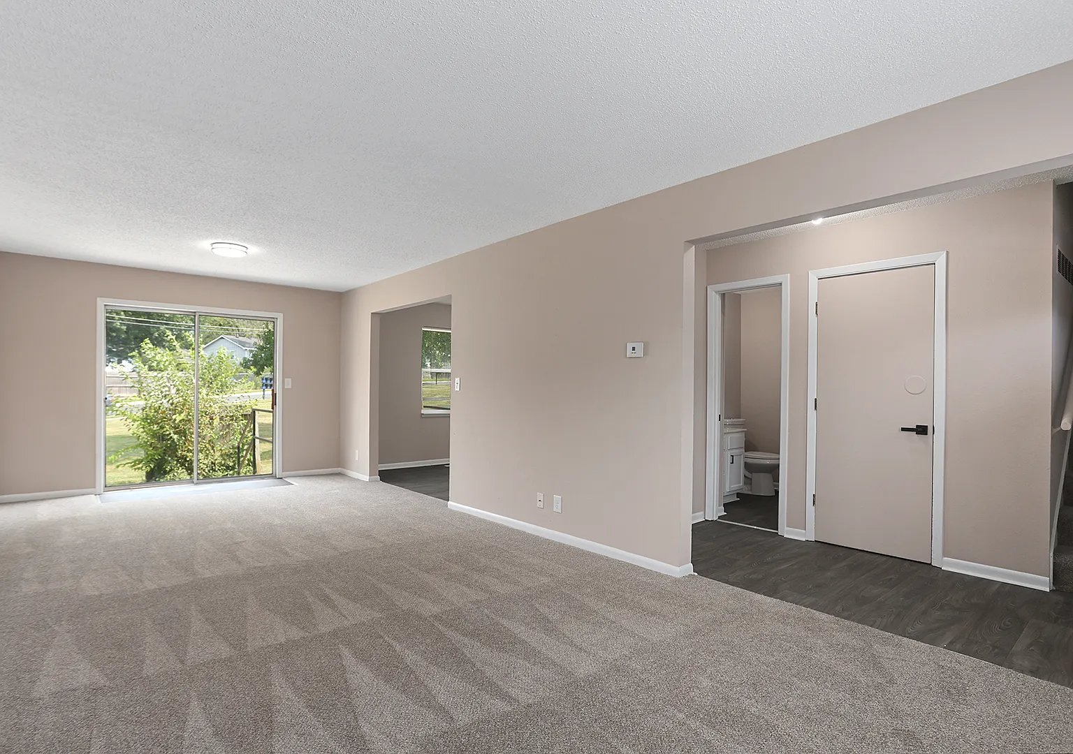 Parkwood Townhomes — Photo 4