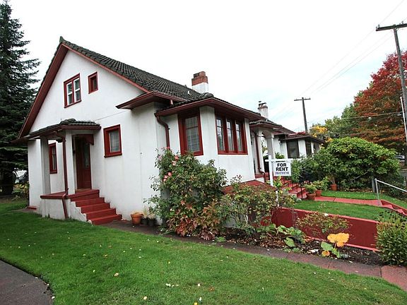 2nd image of 6341 6th Ave NE