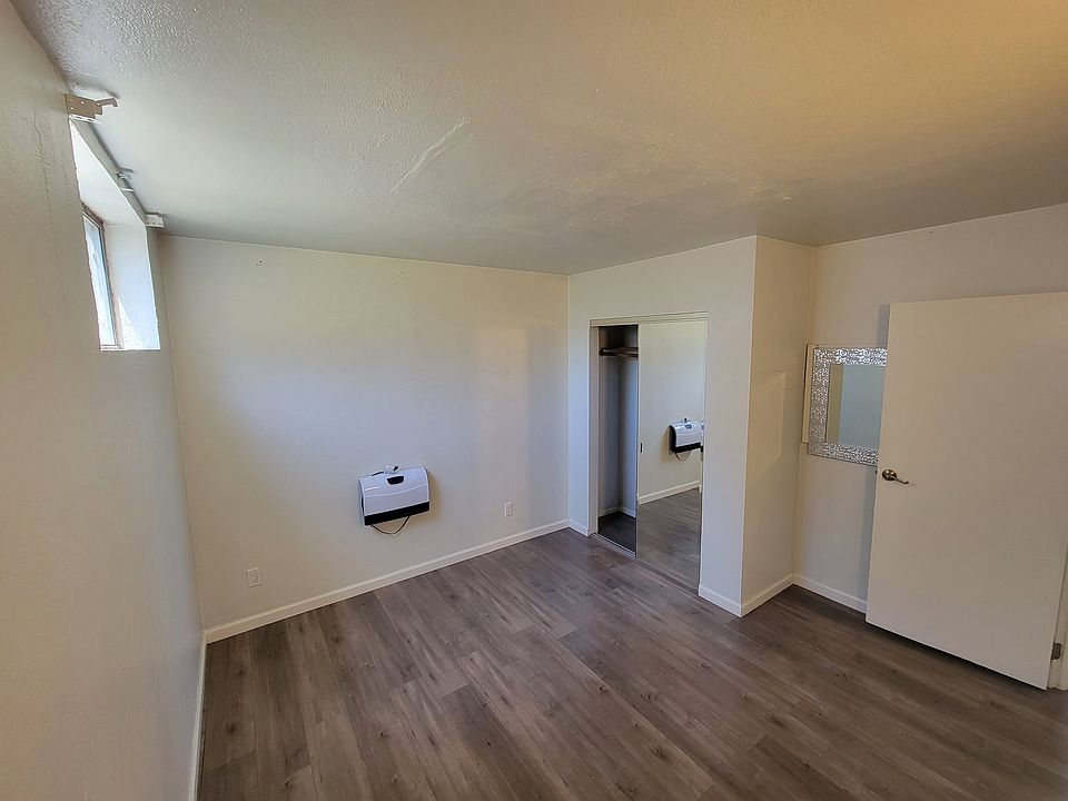 1st image of 120 Highland Ave #1