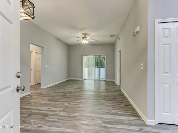 6105 MAGGIES Circle #108, Jacksonville, FL 32244