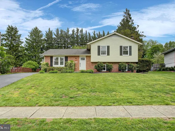 121 Albany Ave E, Walkersville, MD 21793