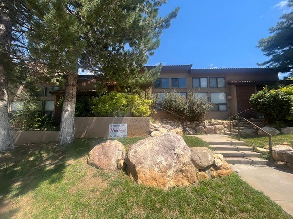 337 E D L Sargent Dr