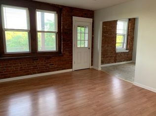 100 River St #3R, Haverhill, MA 01832