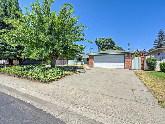 2nd image of 2252 Zinfandel Dr