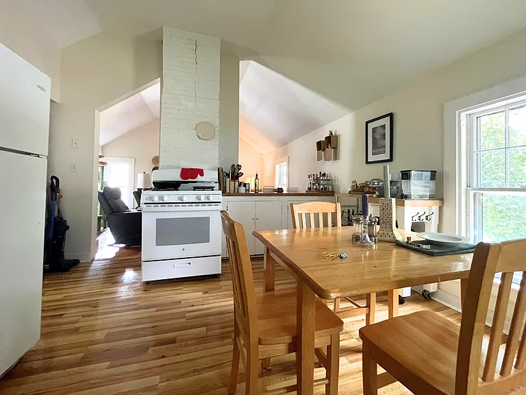 269 Lamartine St #2 — Photo 8