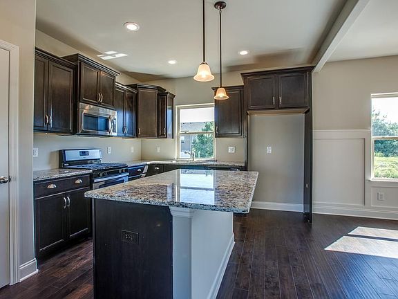 4th image of 6005 Hertfordshire Way Lot 3