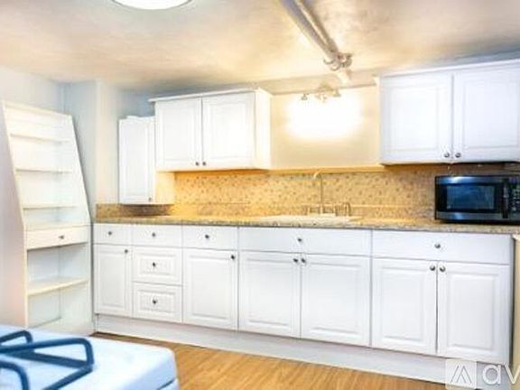 2nd image of 536 Georgia Ave #B