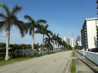 2025 NE 164th St APT 519, North Miami Beach, FL 33162