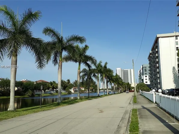 2025 NE 164th St APT 519, North Miami Beach, FL 33162